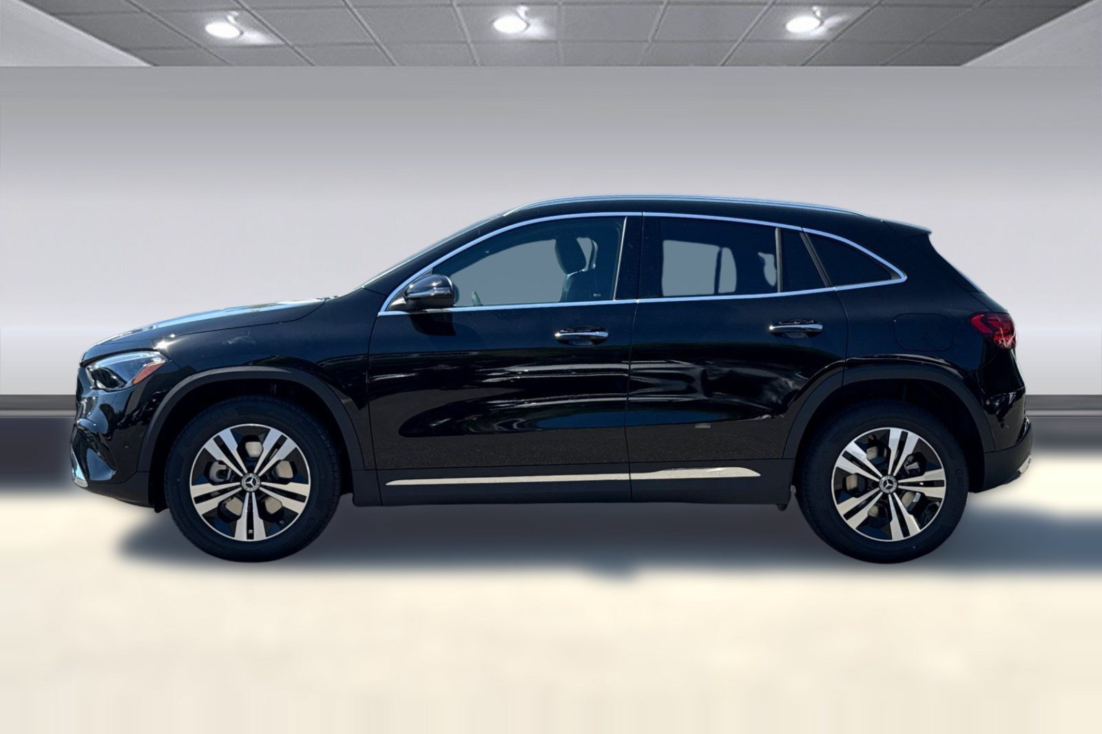 New 2026 Mercedes-Benz GLA 250 4MATIC image 2