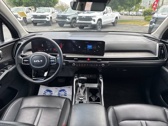 Used 2025 Kia Sorento X-Line EX AWD/4WD image 13