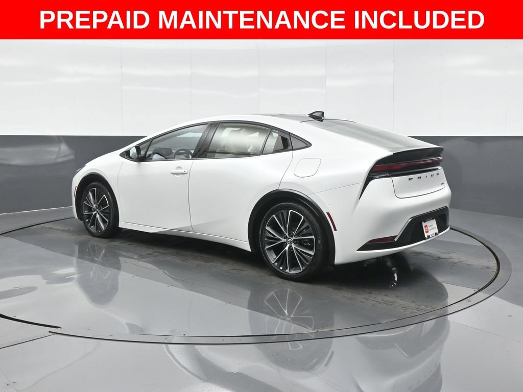 Used 2026 Toyota Prius Limited w/ Limited Premium Package FWD image 5