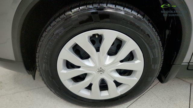 Used 2015 Nissan Rogue S FWD image 75