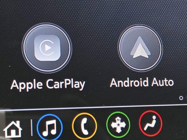 Certified 2023 Chevrolet Malibu LT w/ Driver Confidence Package image 5