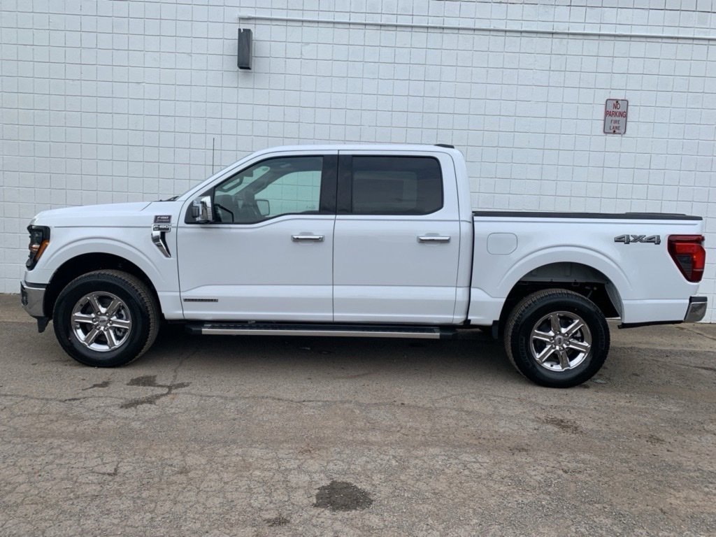 New 2025 Ford F150 XLT w/ Equipment Group 302A MID image 9