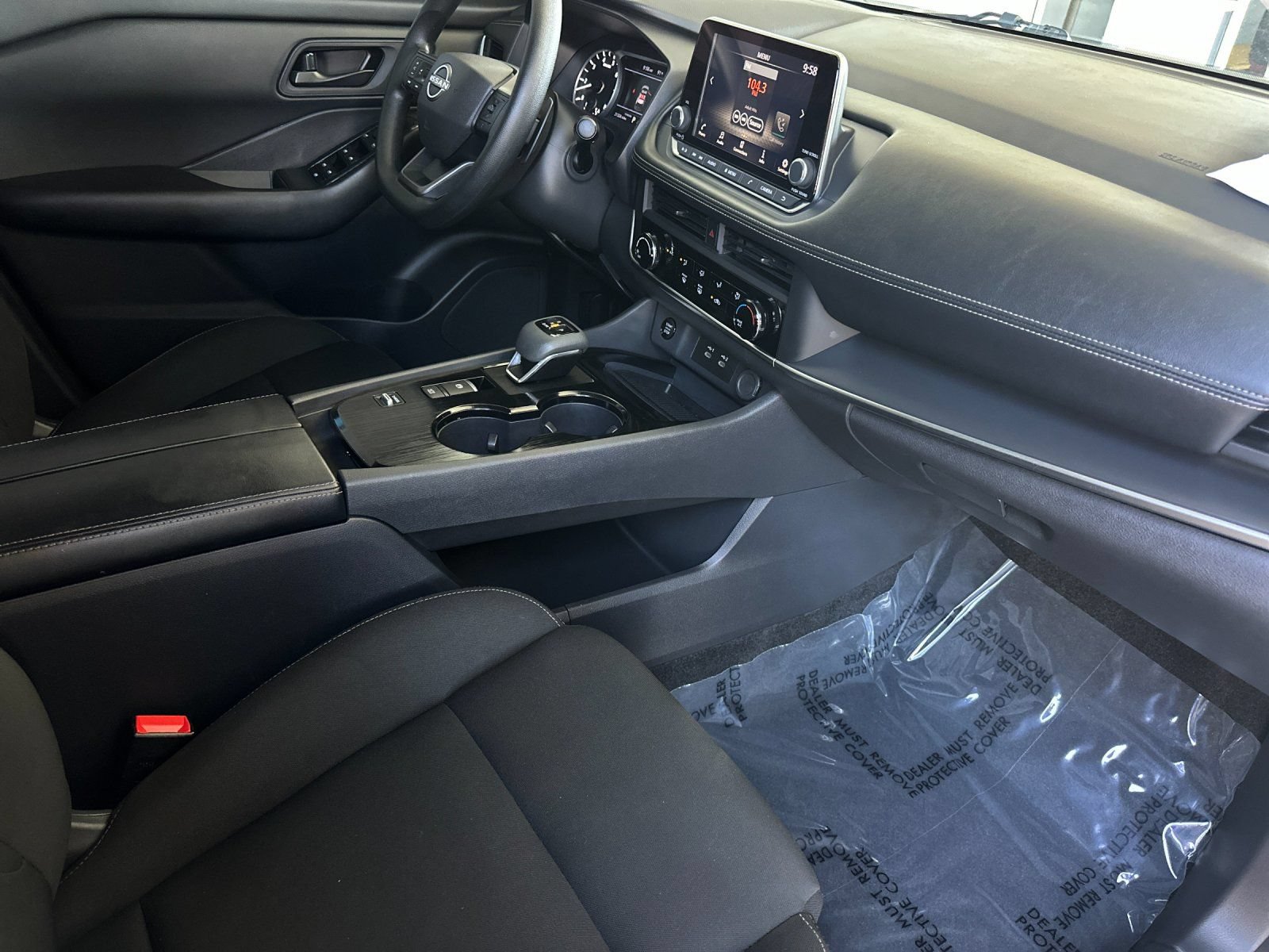 Used 2025 Nissan Rogue S FWD image 15