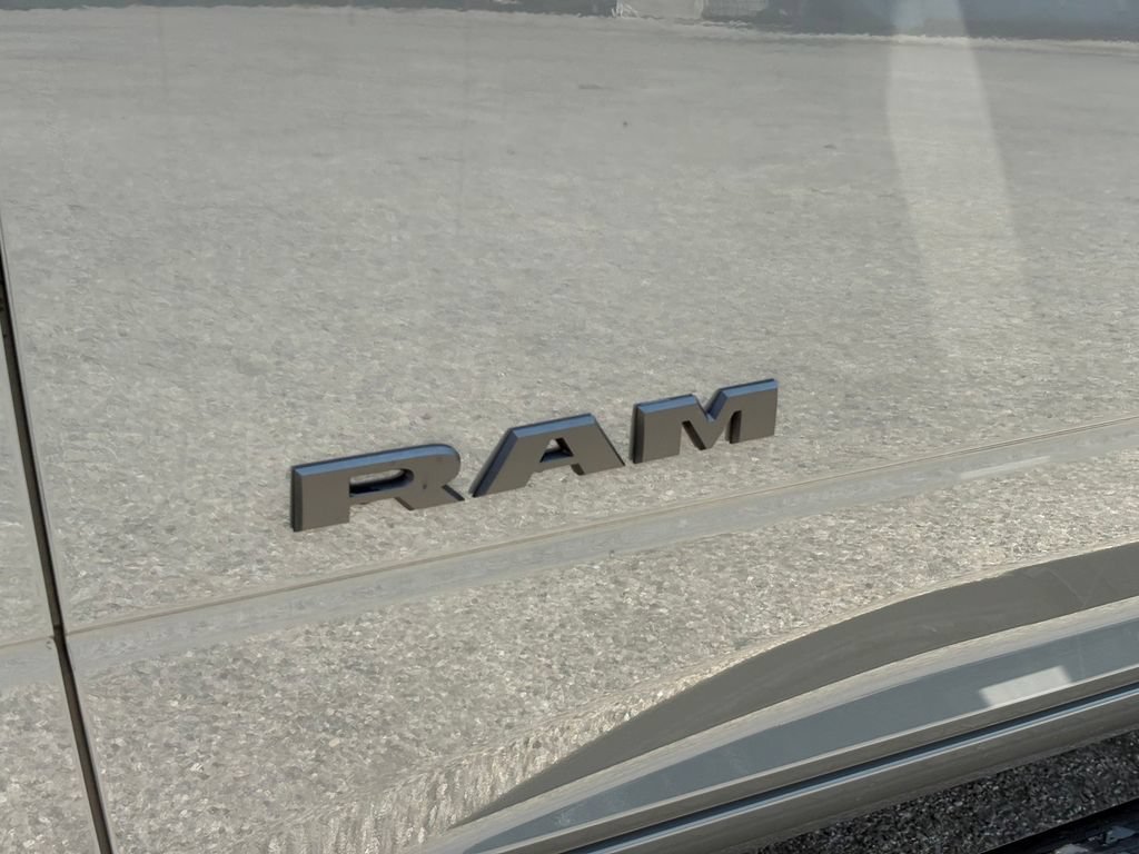 New 2026 RAM 3500 Lone Star AWD/4WD image 13