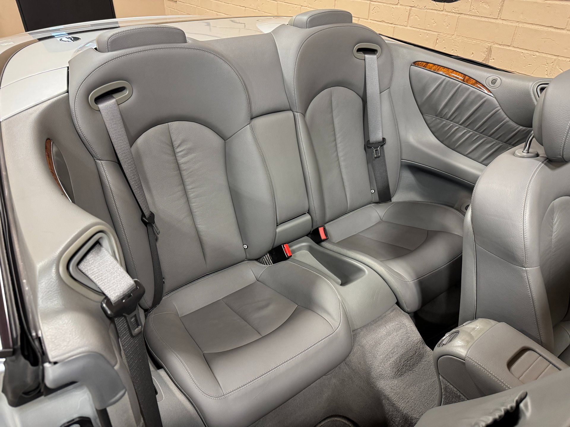 Used 2008 Mercedes-Benz CLK 350 Cabriolet image 30