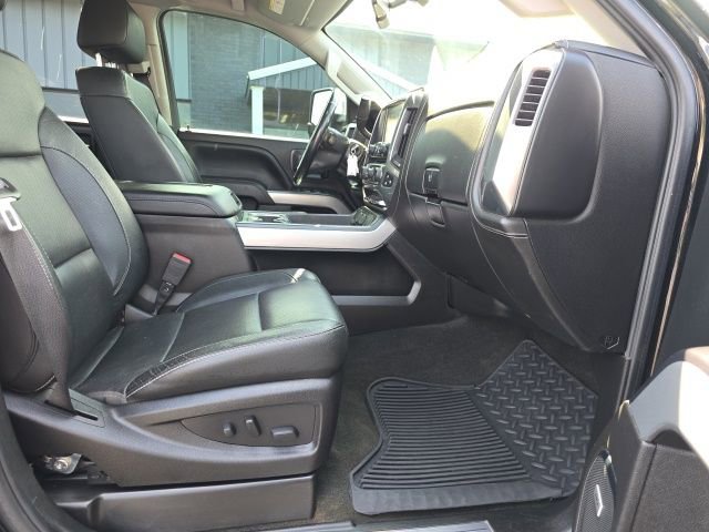 Used 2017 Chevrolet Silverado 2500 LTZ w/ Duramax Plus Package image 27