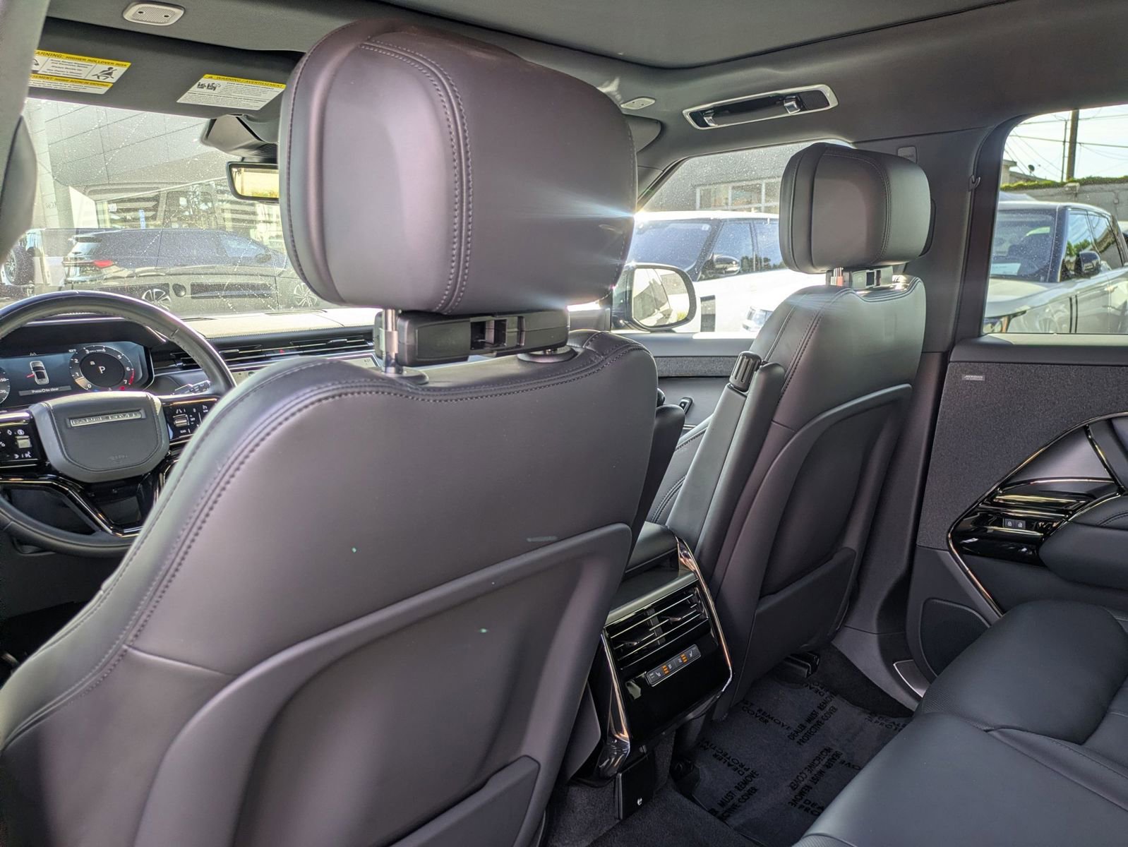 Used 2025 Land Rover Range Rover Sport Dynamic SE image 26