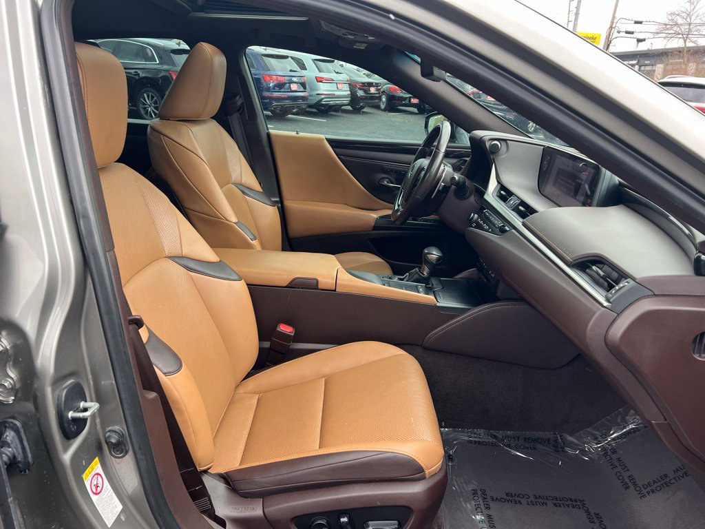 Used 2019 Lexus ES 350 w/ Premium Package FWD image 28