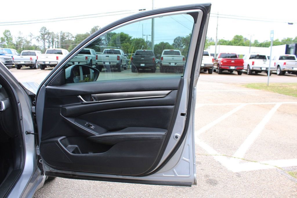 Used 2019 Honda Accord Sport image 25