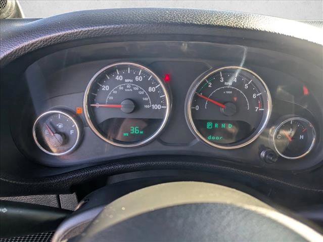 Used 2013 Jeep Wrangler Unlimited Sahara w/ Max Tow Pkg image 10