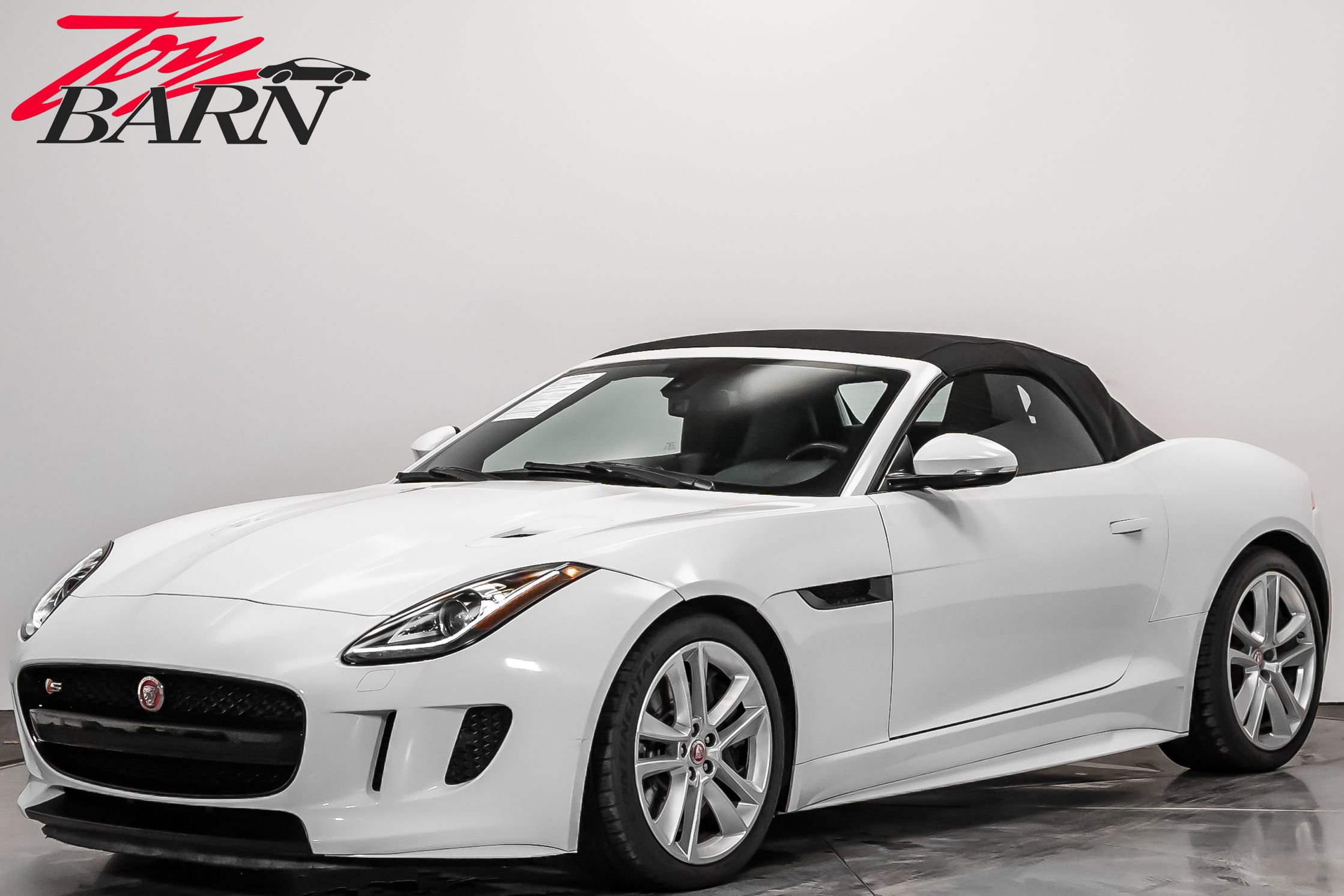 Used 2016 Jaguar F-TYPE S image 9
