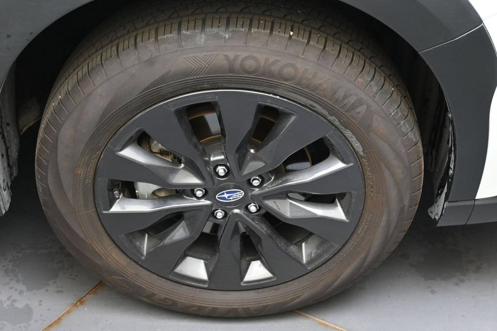 Certified 2025 Subaru Outback Onyx Edition AWD/4WD image 10
