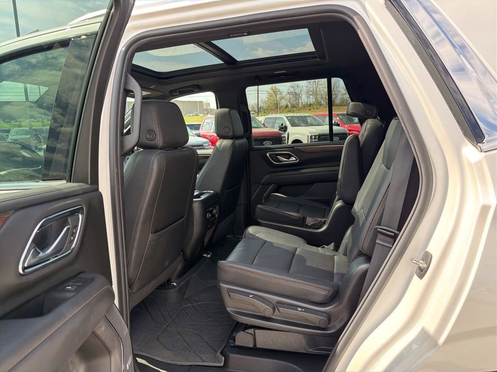 Used 2023 Chevrolet Tahoe High Country w/ Premium Package 2 AWD/4WD image 14