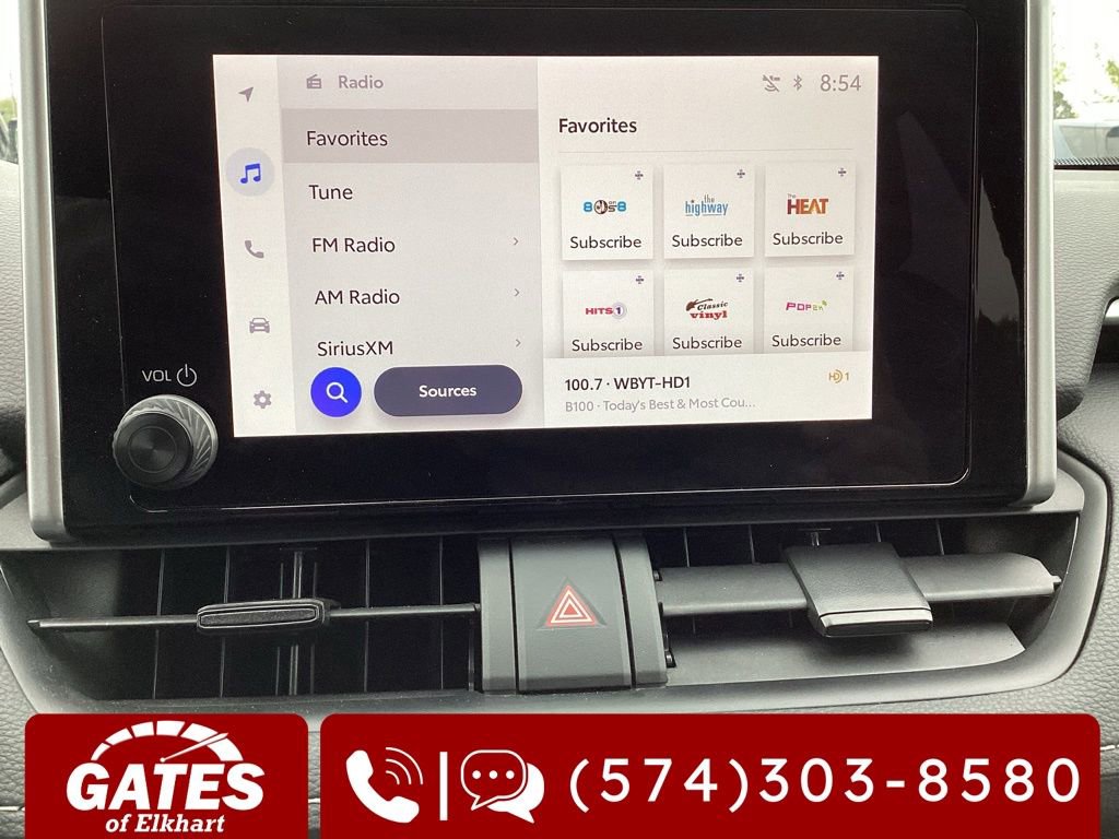 Used 2025 Toyota RAV4 XLE AWD/4WD image 3