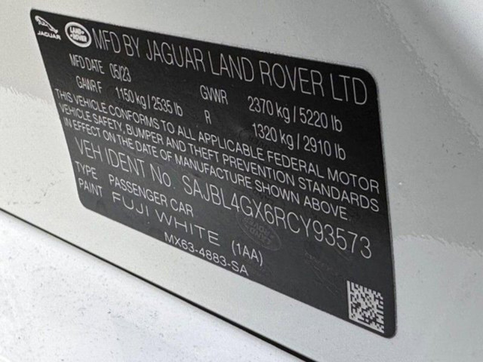 New 2024 Jaguar XF R-Dynamic SE image 40