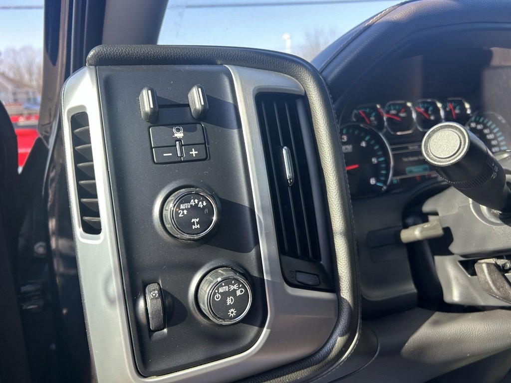 Used 2017 GMC Sierra 1500 SLE image 13