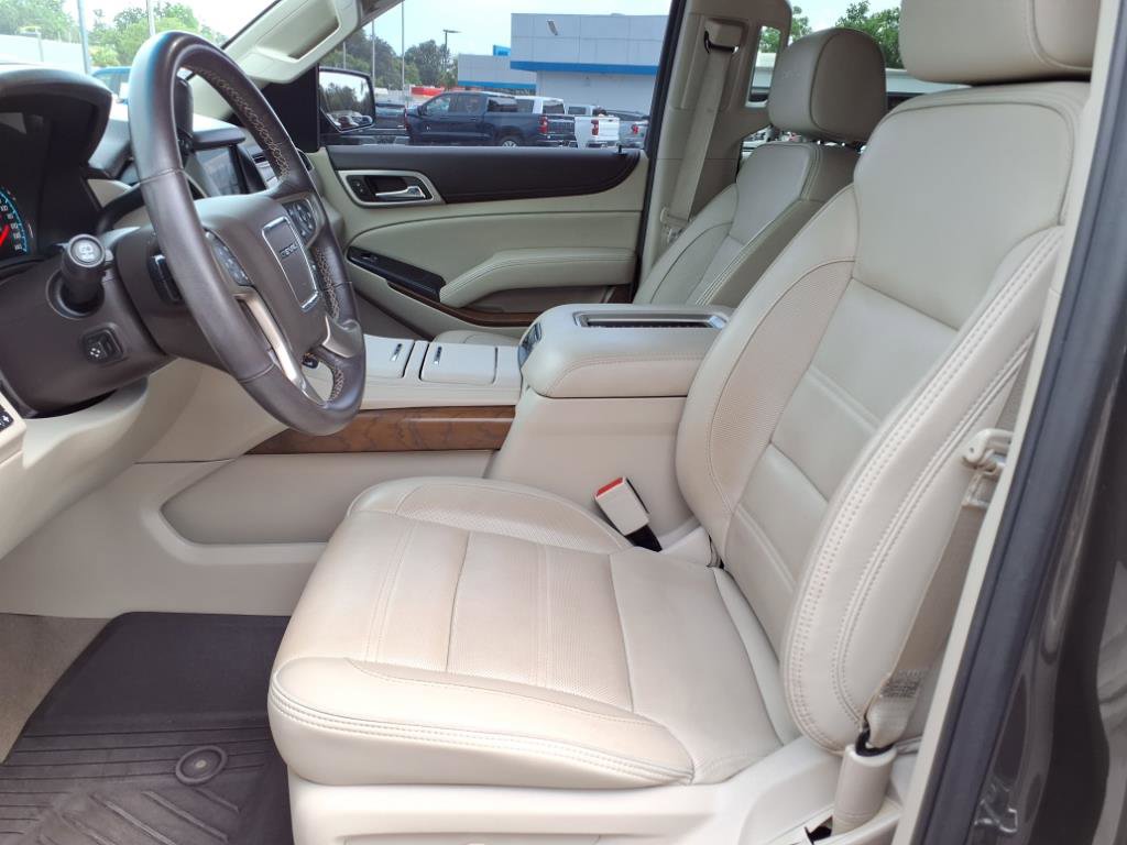 Certified 2020 GMC Yukon Denali w/ Denali Ultimate Package image 13