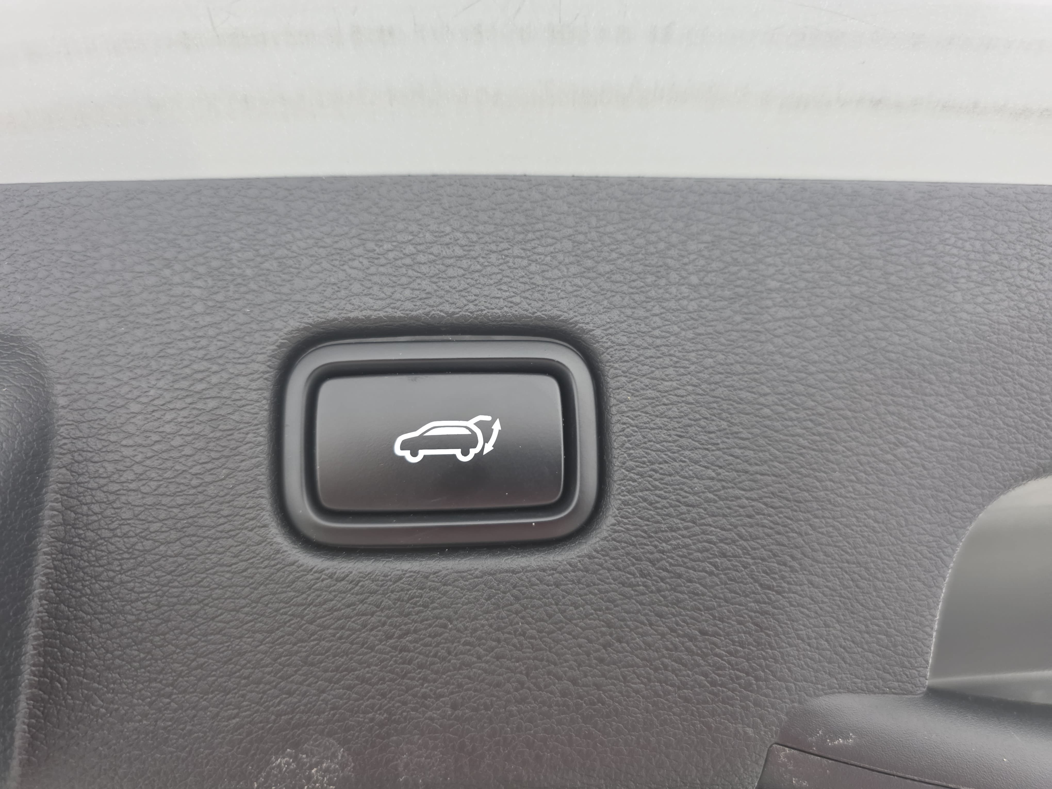 Used 2024 Kia Sportage SX FWD image 13