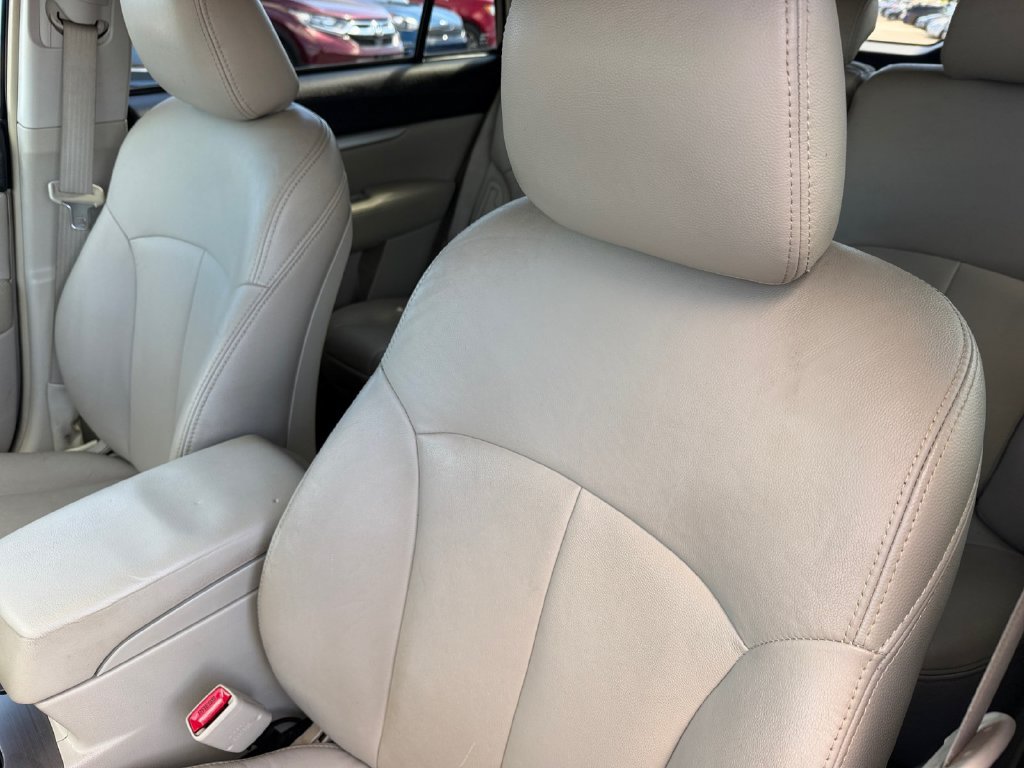 Used 2013 Subaru Outback 2.5i Premium AWD/4WD image 13