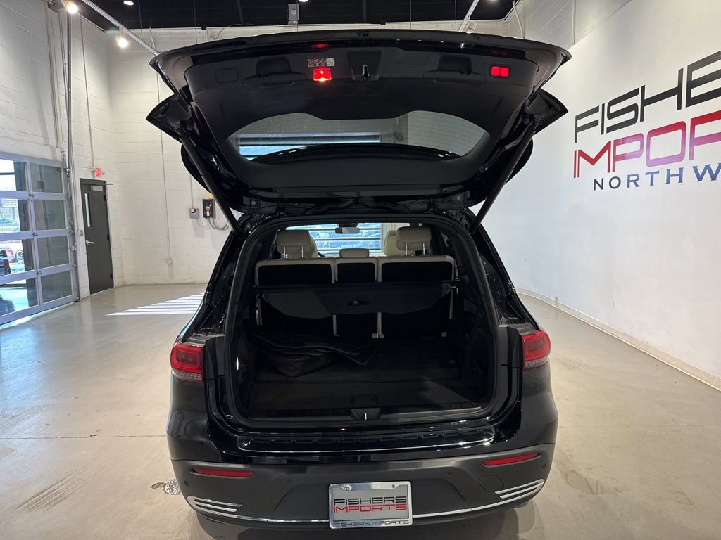 Used 2023 Mercedes-Benz EQB 300 4MATIC w/ Exclusive Package image 32