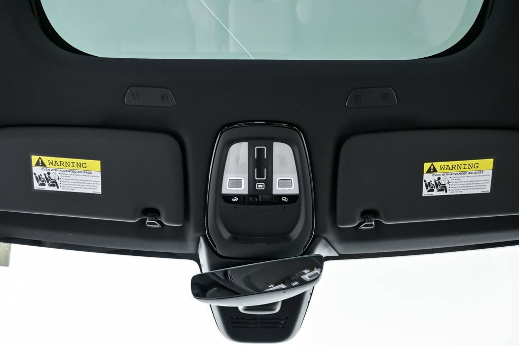 New 2026 Volvo XC60 B5 Core w/ Climate Package image 18