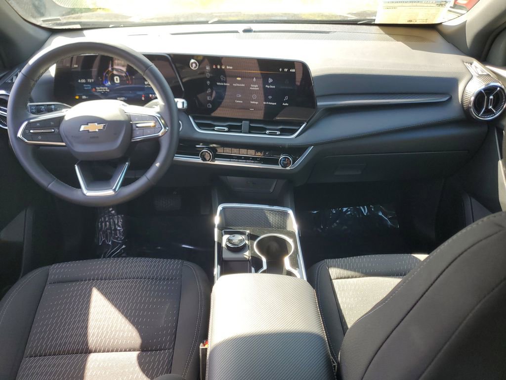 Used 2026 Chevrolet Equinox LT FWD image 10