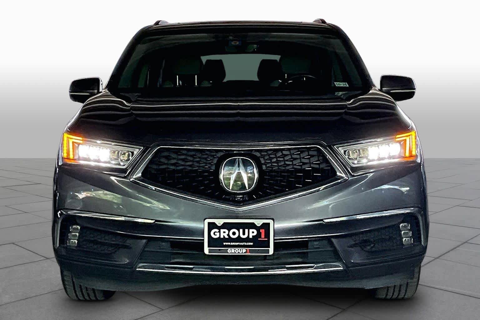 Used 2017 Acura MDX SH-AWD image 3