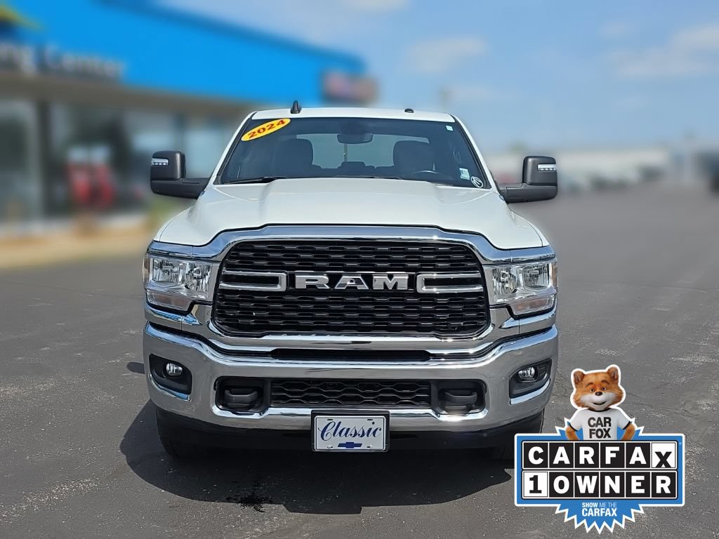 Used 2024 RAM 2500 Big Horn AWD/4WD image 3