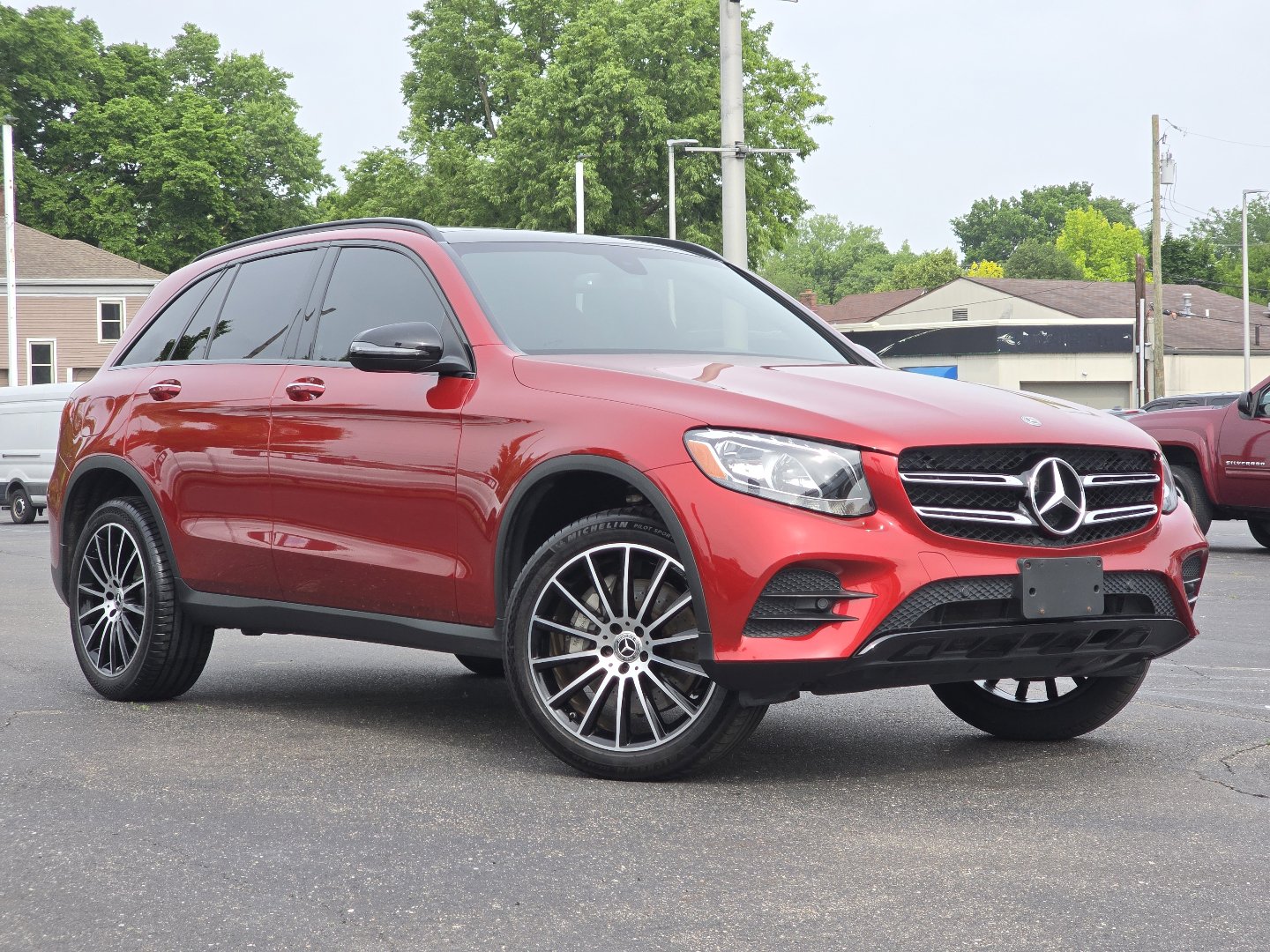 Used 2019 Mercedes-Benz GLC 300 image 2