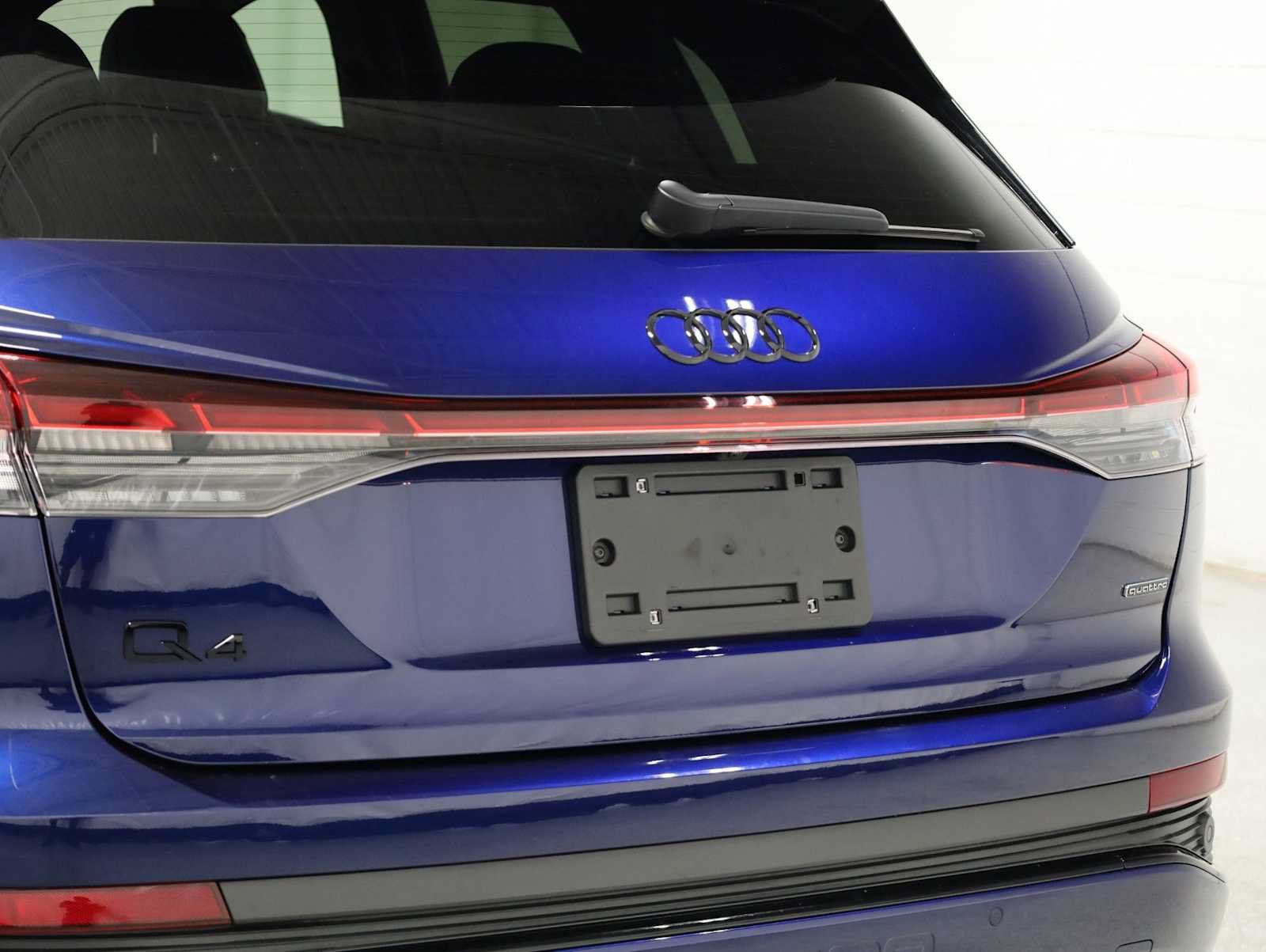 Certified 2023 Audi Q4 e-tron Premium Plus AWD/4WD image 8