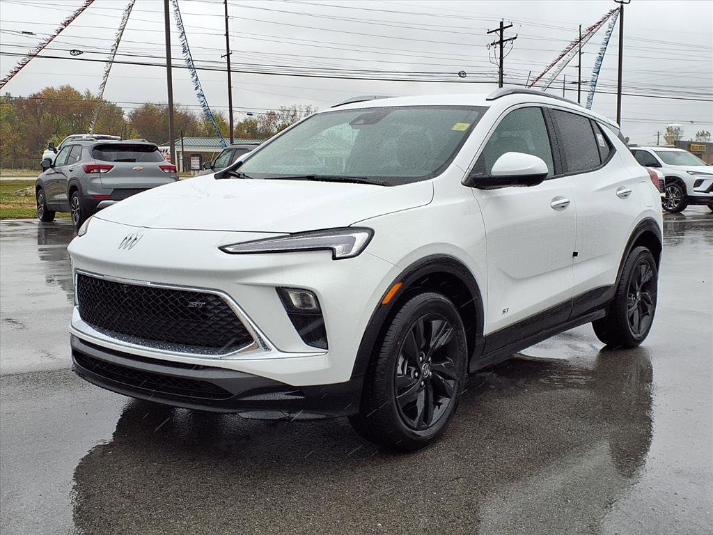 New 2026 Buick Encore GX Sport Touring image 3