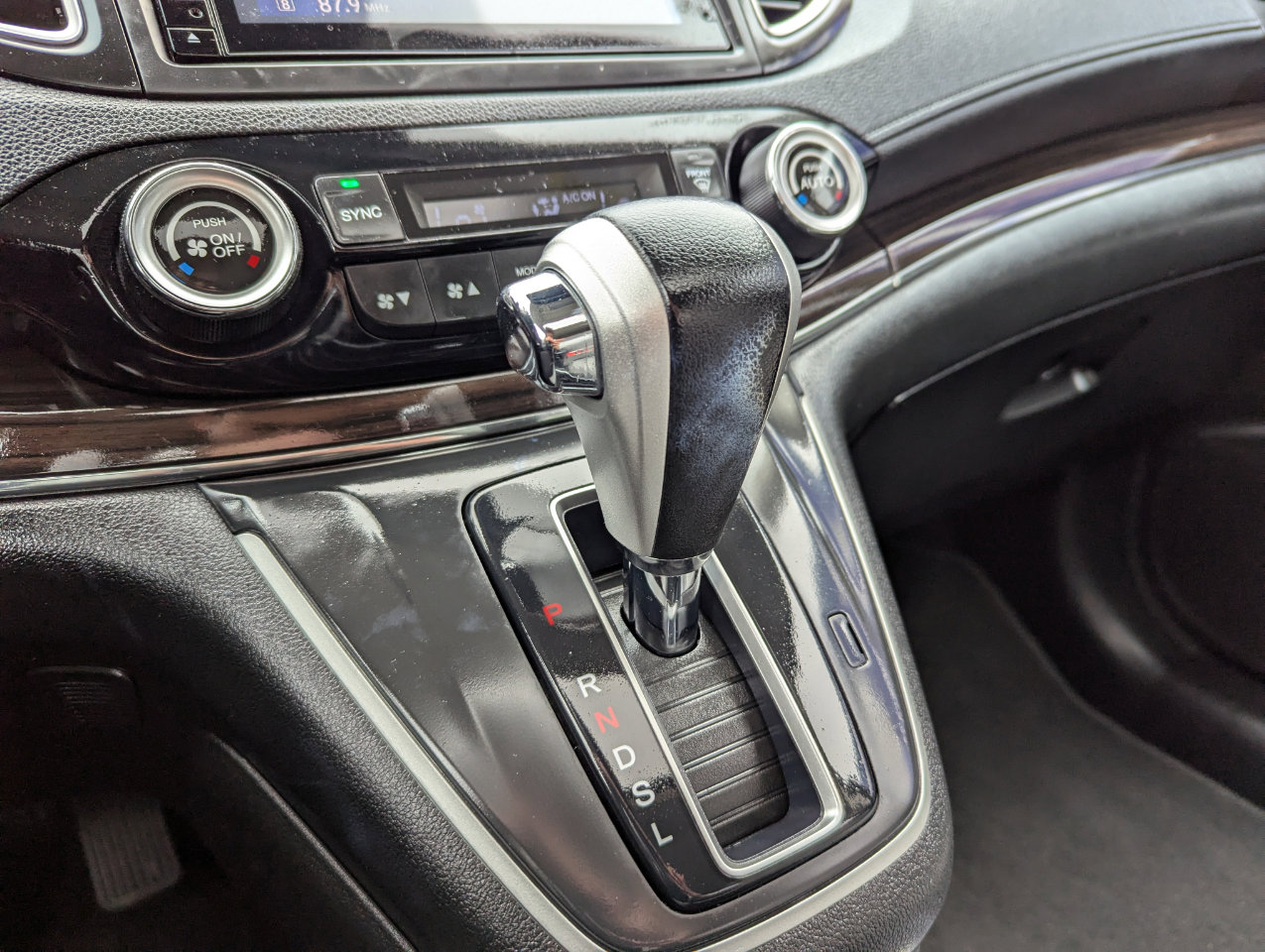 Used 2016 Honda CR-V Touring image 27