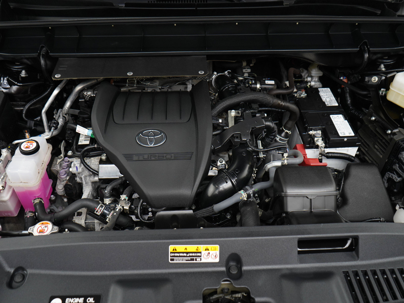 Used 2025 Toyota Highlander XSE AWD/4WD image 34