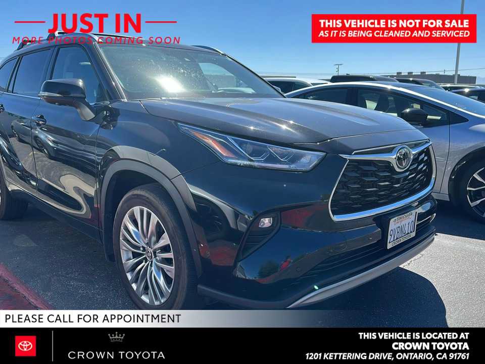 Certified 2026 Toyota Highlander Platinum AWD/4WD image 3