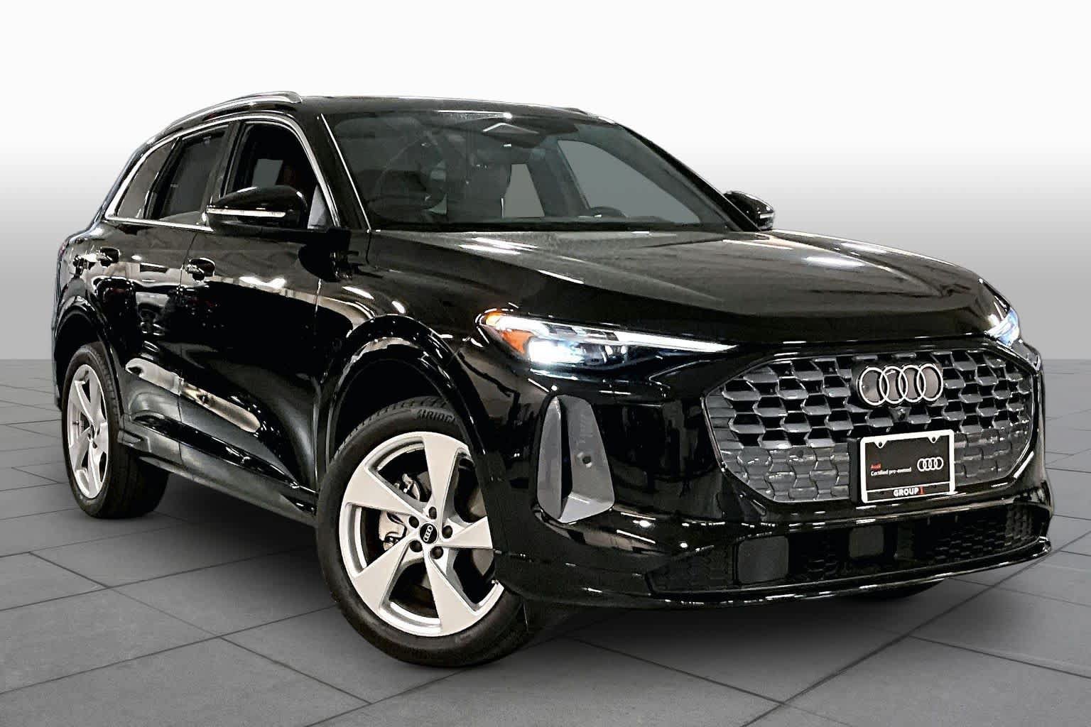 Certified 2025 Audi Q5 Premium Plus w/ Premium Plus AWD/4WD image 3