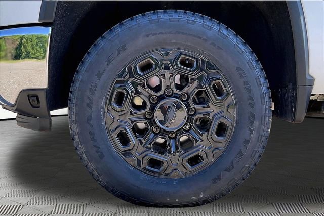 Used 2024 Chevrolet Silverado 2500 LTZ w/ LTZ Convenience Package AWD/4WD image 22