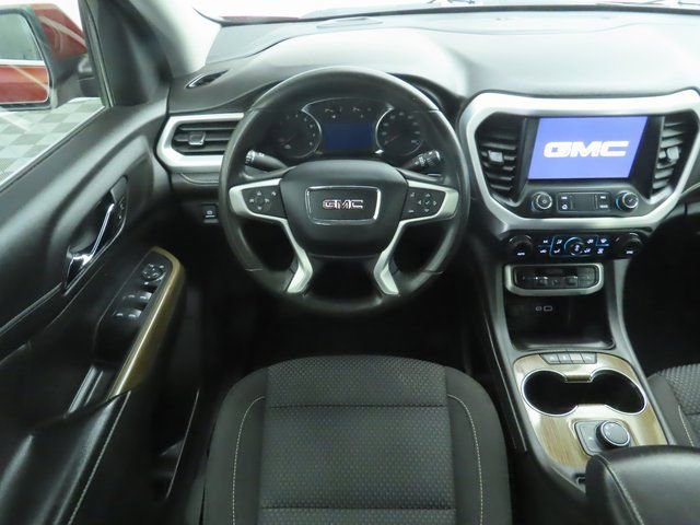 Used 2023 GMC Acadia SLE w/ LPO, Floor Liner Package image 10