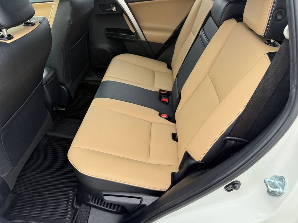 Used 2017 Toyota RAV4 Limited image 11
