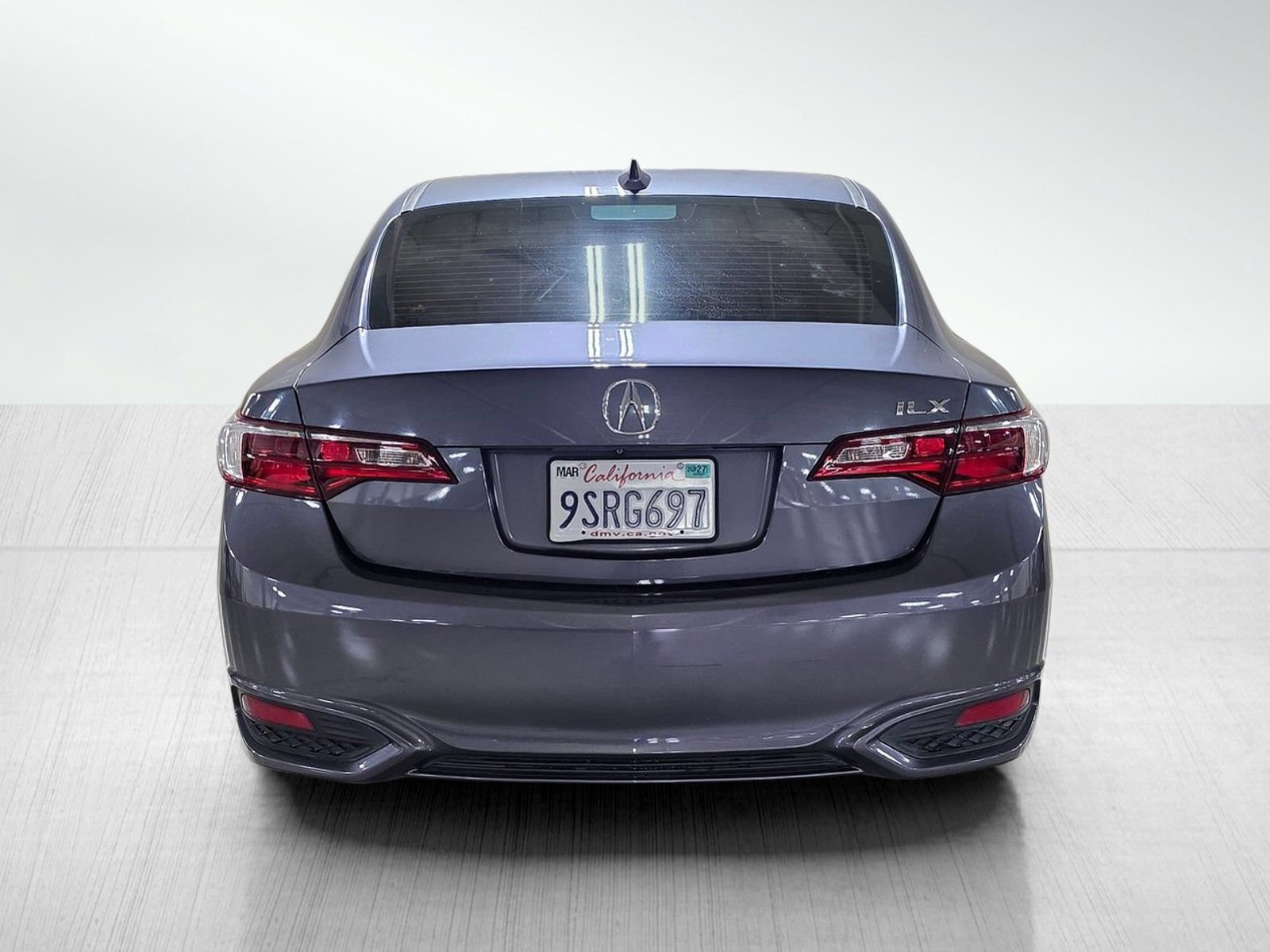 Used 2017 Acura ILX w/ AcuraWatch Plus Package FWD image 6