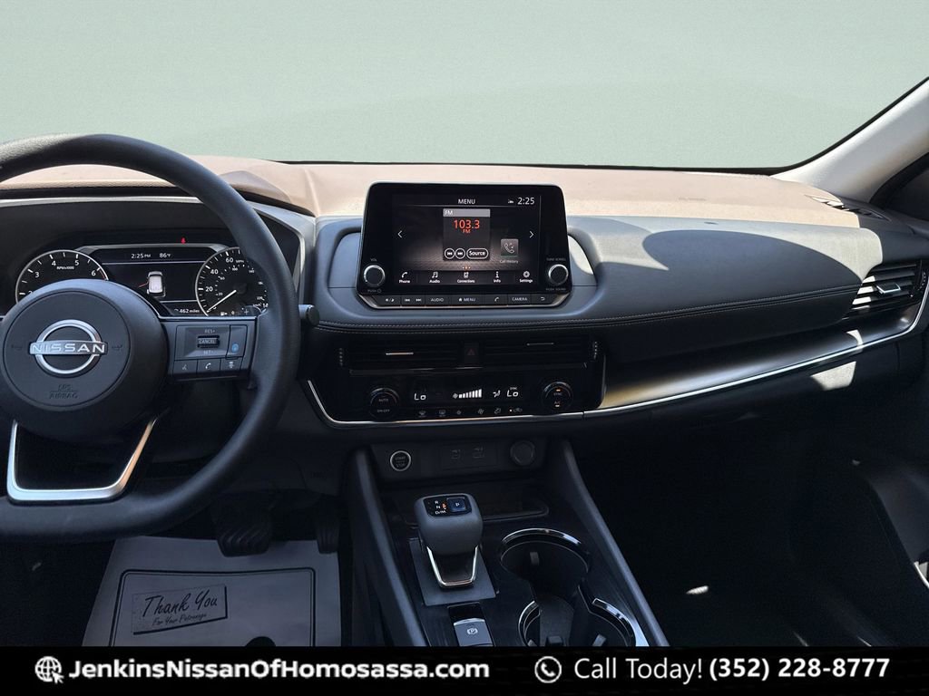 Certified 2022 Nissan Rogue SV FWD image 22