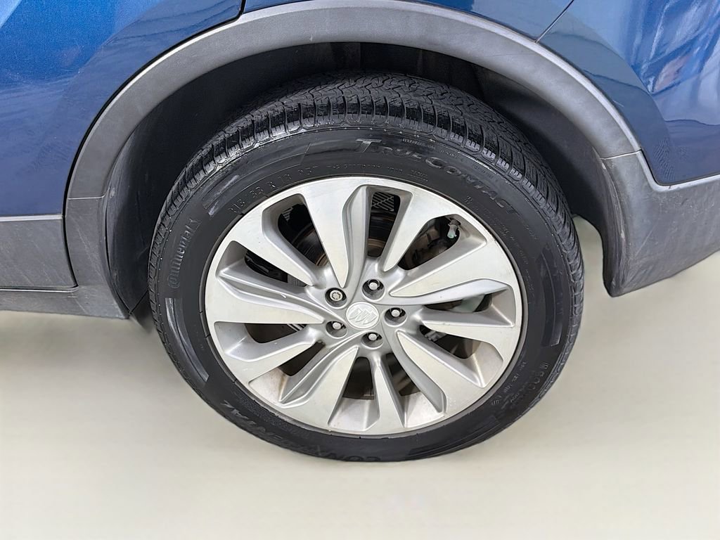 Used 2020 Buick Encore Preferred w/ Safety Package FWD image 25