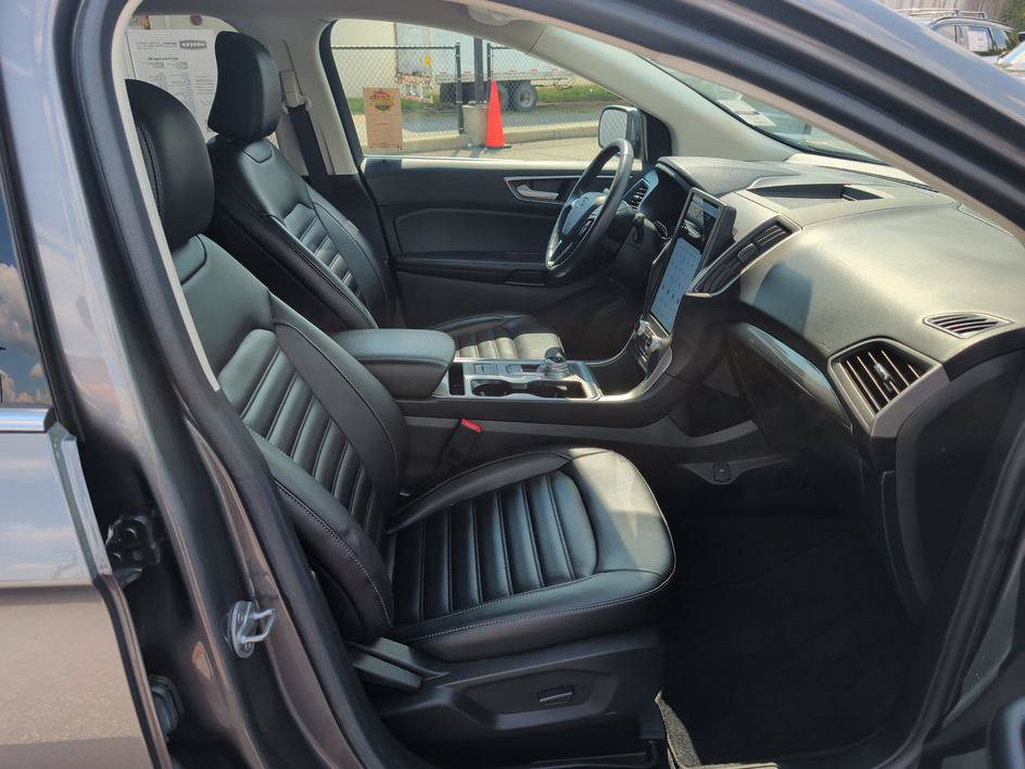 Used 2023 Ford Edge SEL w/ Convenience Package AWD/4WD image 12