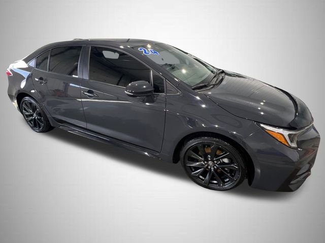 Used 2024 Toyota Corolla SE image 4