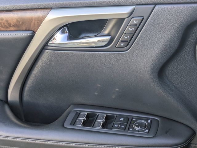 Used 2021 Lexus RX 350L Premium w/ Premium Package image 24