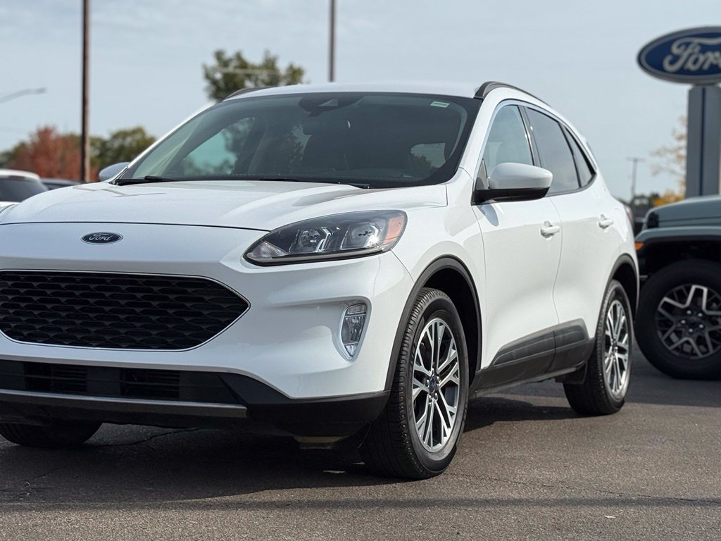 Certified 2020 Ford Escape SEL AWD/4WD image 40