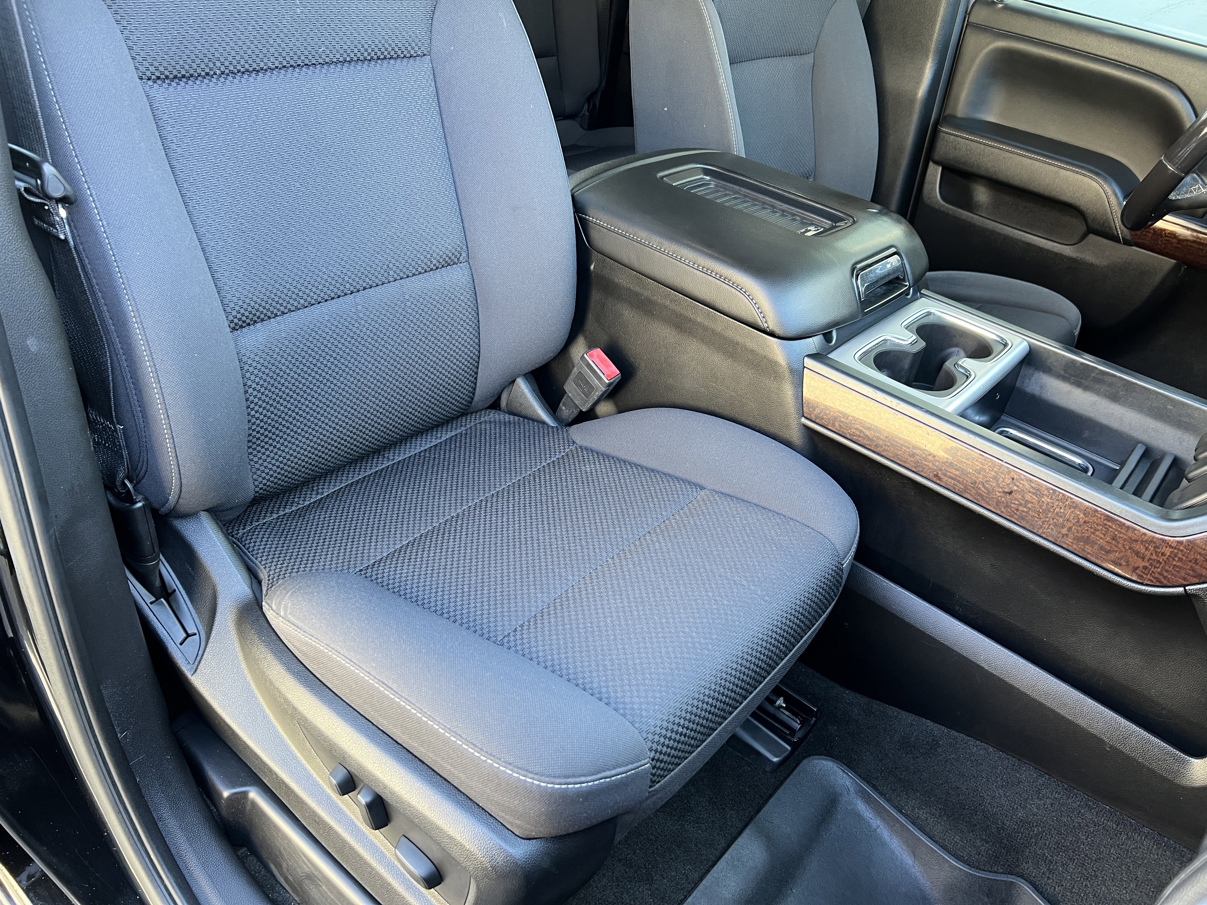 Used 2018 GMC Sierra 1500 SLE w/ Elevation Edition AWD/4WD image 21