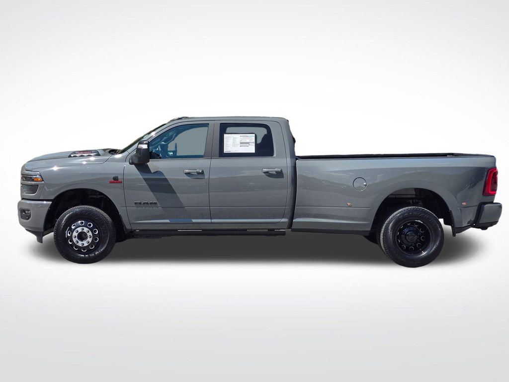 New 2026 RAM 3500 Laramie AWD/4WD image 16