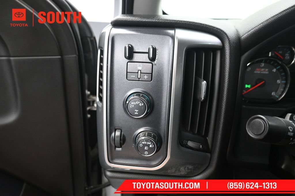 Used 2017 Chevrolet Silverado 1500 LT w/ All Star Edition AWD/4WD image 20