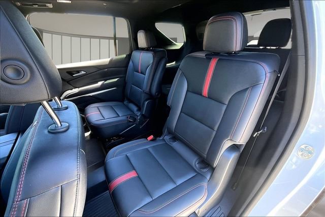 Used 2024 Chevrolet Traverse RS w/ LPO, Floor Liner Package AWD/4WD image 21