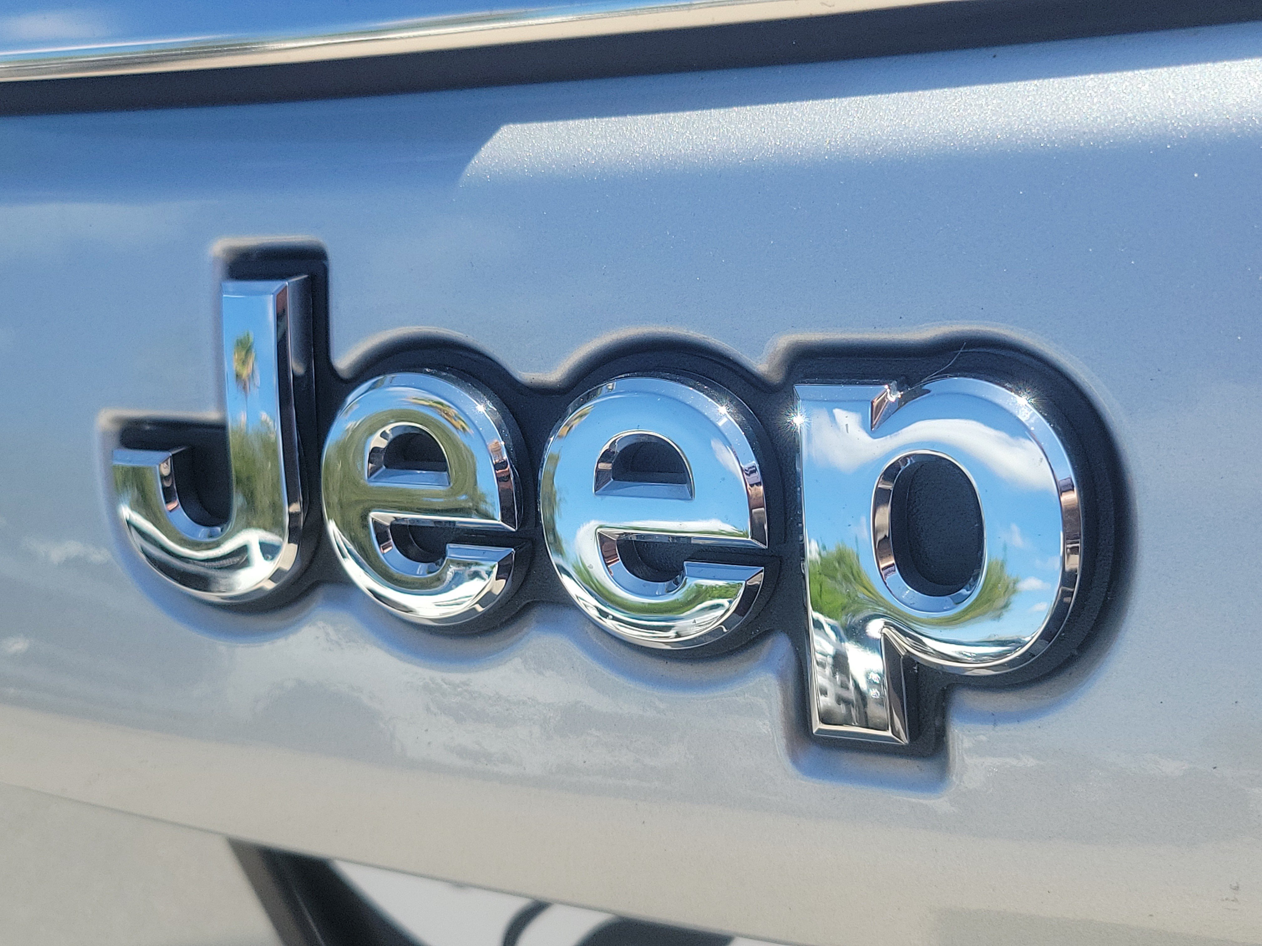 Used 2024 Jeep Compass Limited AWD/4WD image 6
